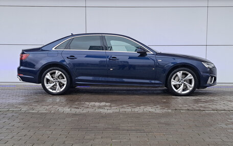 Audi A4, 2019 год, 2 350 000 рублей, 5 фотография