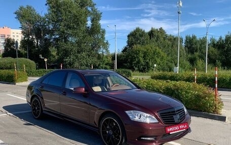 Mercedes-Benz S-Класс, 2010 год, 2 100 000 рублей, 3 фотография