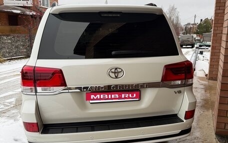 Toyota Land Cruiser 200, 2019 год, 9 500 000 рублей, 4 фотография