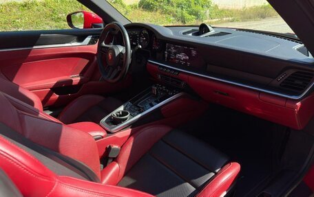 Porsche 911, 2021 год, 15 900 000 рублей, 9 фотография