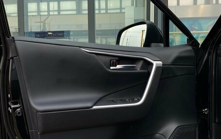 Toyota RAV4, 2025 год, 4 450 000 рублей, 27 фотография