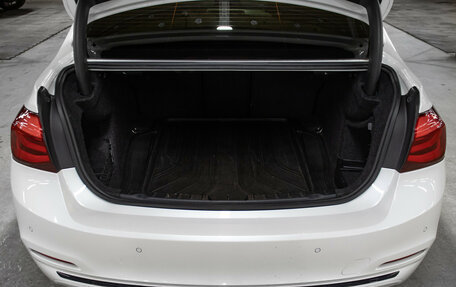 BMW 3 серия, 2018 год, 2 798 000 рублей, 10 фотография