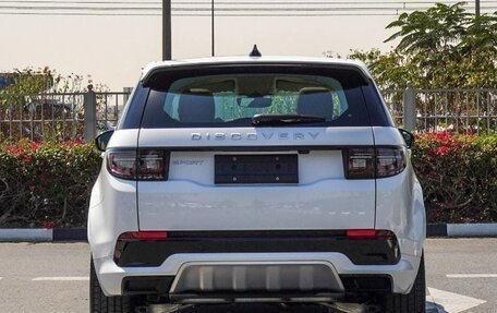 Land Rover Discovery Sport I рестайлинг, 2025 год, 7 990 000 рублей, 6 фотография