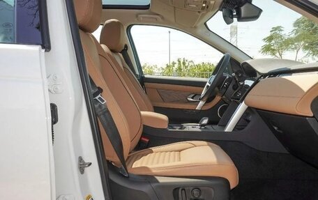 Land Rover Discovery Sport I рестайлинг, 2025 год, 7 990 000 рублей, 18 фотография