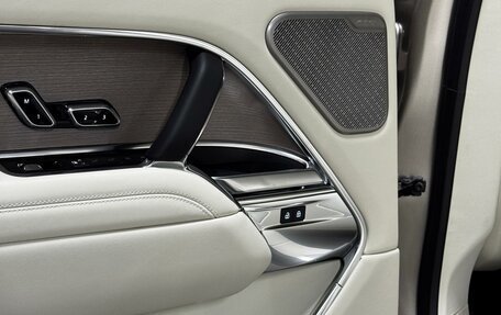 Land Rover Range Rover IV рестайлинг, 2025 год, 23 600 000 рублей, 12 фотография