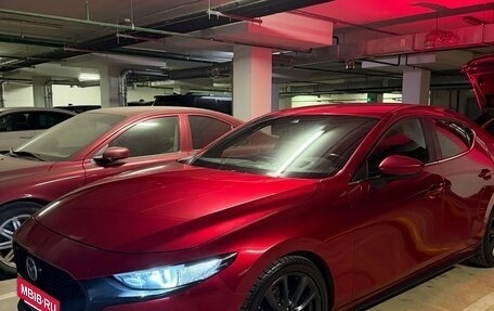 Mazda 3, 2019 год, 1 700 000 рублей, 2 фотография