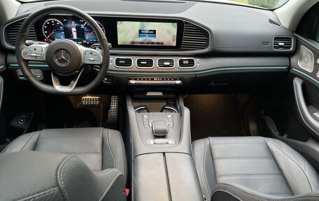 Mercedes-Benz GLS, 2023 год, 12 980 600 рублей, 21 фотография