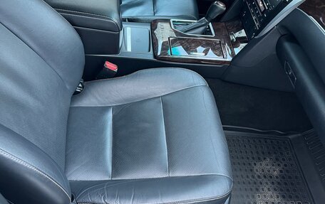 Toyota Camry, 2017 год, 1 820 000 рублей, 8 фотография