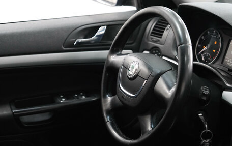 Skoda Octavia, 2010 год, 620 000 рублей, 24 фотография