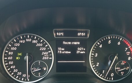 Mercedes-Benz A-Класс, 2013 год, 940 000 рублей, 2 фотография