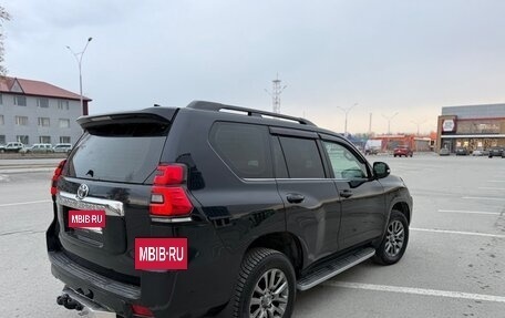 Toyota Land Cruiser Prado 150 рестайлинг 2, 2018 год, 4 650 000 рублей, 2 фотография