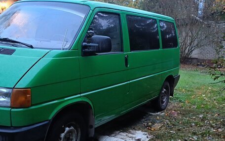 Volkswagen Transporter T4, 1993 год, 350 000 рублей, 2 фотография