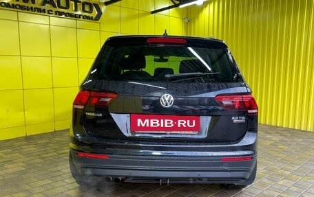 Volkswagen Tiguan II, 2017 год, 2 229 000 рублей, 5 фотография