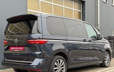 Volkswagen Multivan, 2023 год, 5 950 000 рублей, 3 фотография