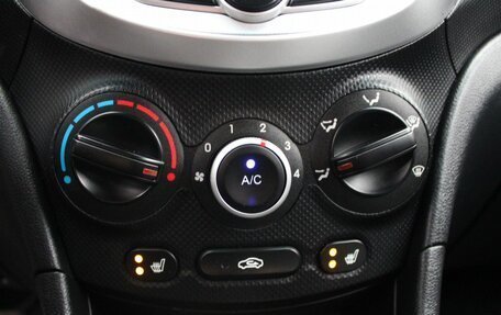 Hyundai Solaris II рестайлинг, 2012 год, 759 000 рублей, 13 фотография