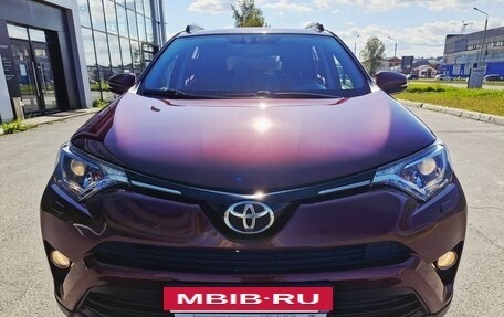 Toyota RAV4, 2016 год, 2 168 000 рублей, 10 фотография