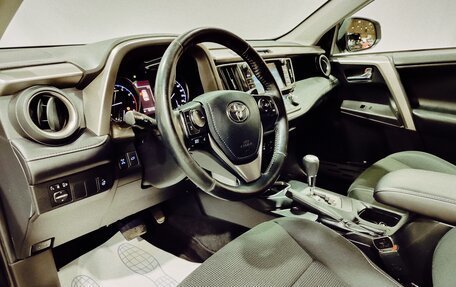 Toyota RAV4, 2018 год, 2 800 000 рублей, 17 фотография