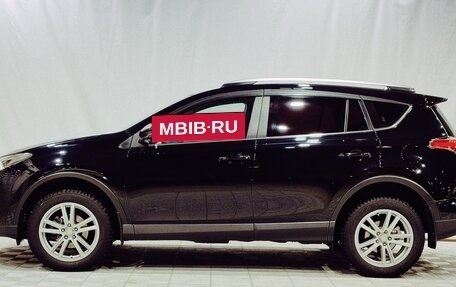 Toyota RAV4, 2018 год, 2 800 000 рублей, 8 фотография