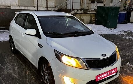 KIA Rio III рестайлинг, 2014 год, 870 000 рублей, 3 фотография