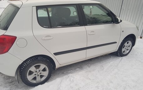 Skoda Fabia II, 2013 год, 820 000 рублей, 3 фотография