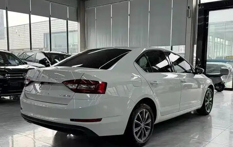 Skoda Octavia, 2022 год, 1 277 000 рублей, 6 фотография