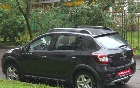 Renault Sandero II рестайлинг, 2018 год, 800 000 рублей, 1 фотография