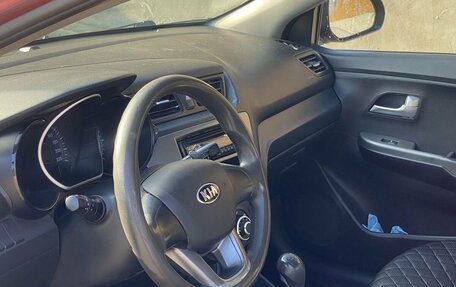 KIA Rio III рестайлинг, 2013 год, 750 000 рублей, 11 фотография