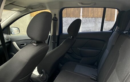 Renault Sandero II рестайлинг, 2019 год, 1 300 000 рублей, 13 фотография