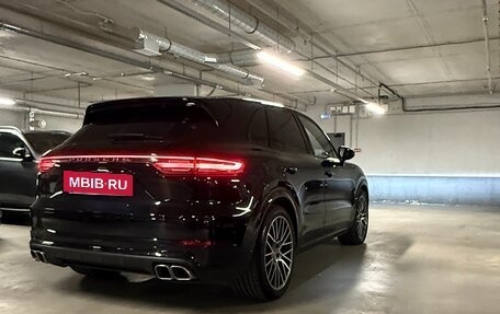 Porsche Cayenne III, 2019 год, 8 900 000 рублей, 4 фотография