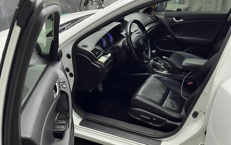 Honda Accord VIII рестайлинг, 2012 год, 1 850 000 рублей, 10 фотография