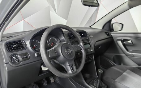 Volkswagen Polo VI (EU Market), 2011 год, 599 000 рублей, 14 фотография