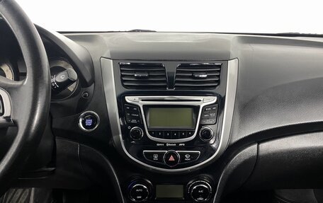 Hyundai Solaris II рестайлинг, 2012 год, 899 000 рублей, 18 фотография