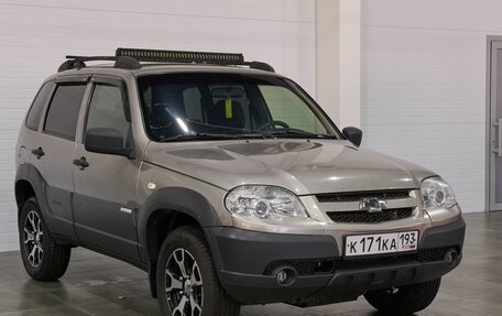 Chevrolet Niva I рестайлинг, 2012 год, 550 000 рублей, 1 фотография