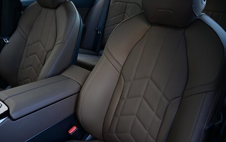 BMW 5 серия, 2025 год, 13 056 010 рублей, 7 фотография