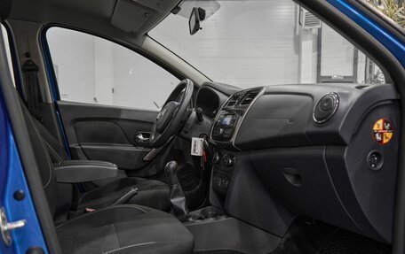 Renault Sandero II рестайлинг, 2016 год, 1 225 000 рублей, 19 фотография