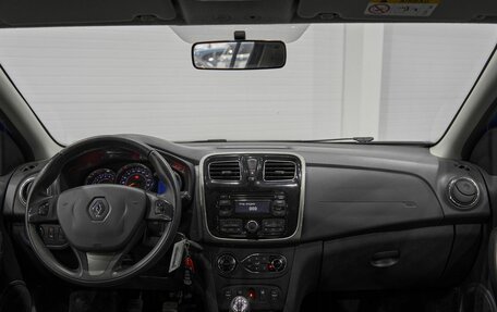 Renault Sandero II рестайлинг, 2016 год, 1 225 000 рублей, 24 фотография