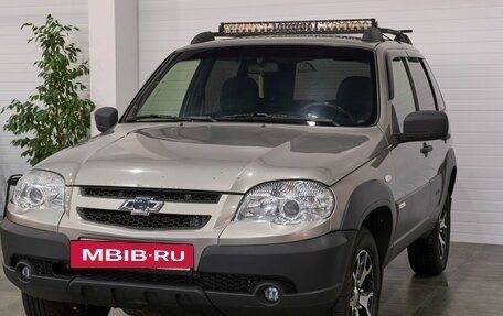 Chevrolet Niva I рестайлинг, 2012 год, 550 000 рублей, 3 фотография