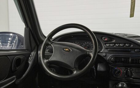 Chevrolet Niva I рестайлинг, 2012 год, 550 000 рублей, 23 фотография