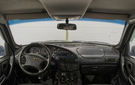 Chevrolet Niva I рестайлинг, 2012 год, 550 000 рублей, 33 фотография