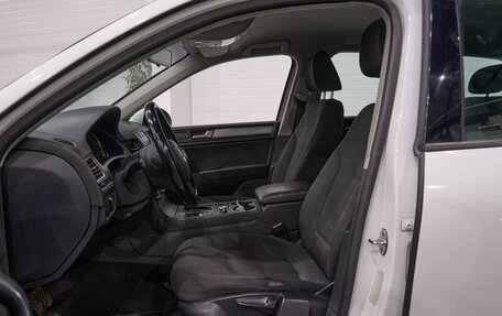 Volkswagen Touareg III, 2013 год, 2 160 000 рублей, 13 фотография