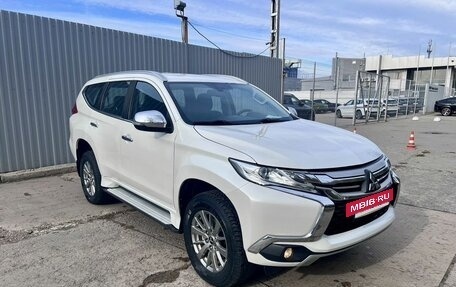 Mitsubishi Pajero Sport III рестайлинг, 2018 год, 2 650 000 рублей, 3 фотография