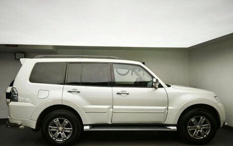 Mitsubishi Pajero IV, 2021 год, 3 890 000 рублей, 6 фотография