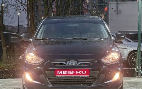 Hyundai Solaris II рестайлинг, 2013 год, 599 000 рублей, 2 фотография