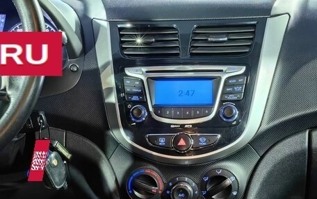 Hyundai Solaris II рестайлинг, 2013 год, 599 000 рублей, 12 фотография