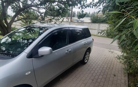 Nissan Wingroad III, 2012 год, 1 000 000 рублей, 2 фотография