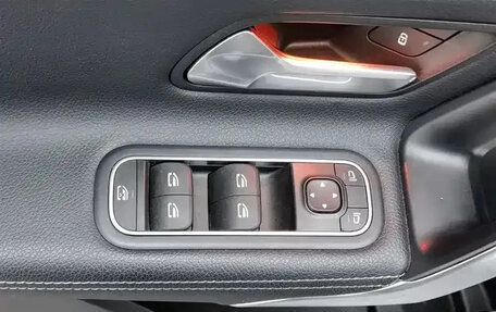 Mercedes-Benz A-Класс, 2021 год, 1 407 000 рублей, 9 фотография