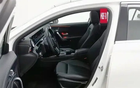 Mercedes-Benz A-Класс, 2021 год, 1 407 000 рублей, 11 фотография