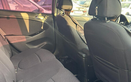 Hyundai Solaris II рестайлинг, 2011 год, 795 000 рублей, 17 фотография