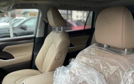 Toyota Highlander, 2025 год, 5 875 000 рублей, 13 фотография