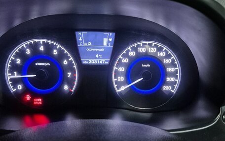 Hyundai Solaris II рестайлинг, 2013 год, 670 000 рублей, 10 фотография